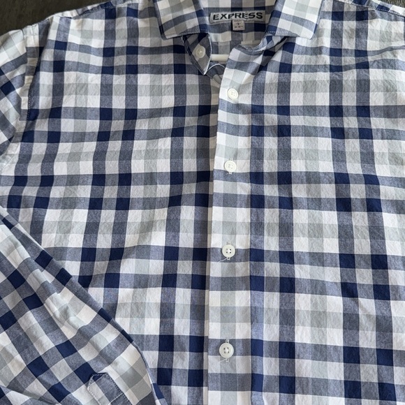 Express Fitted button up size large ( 16-16.5) - Picture 2 of 3